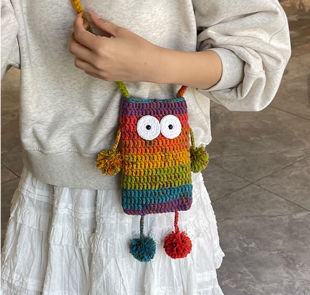 

Новинка 2025 года, маленькая сумка-монстр ручной работы, шерстяная ниша, милая пригородная сумка через плечо для мобильного телефона, маленькая сумка для родителей и детей