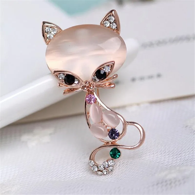 Cute Cat Brooch  Butterfly Rhinestone Women Alloy Animal Pins Crystal Corsage Lapel Pin Collar Button Party Dress Accessories