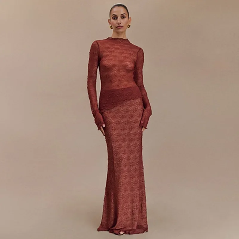 2025 T-shirt trasparente a maniche lunghe alla moda in due pezzi da donna nuova 2025, set gonna sexy slim fit da Europa e America