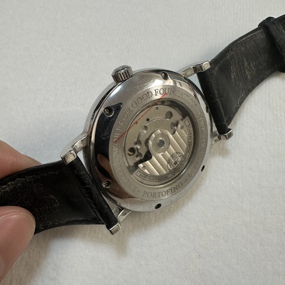 Pellicola per cover posteriore dell'orologio, appiccicosa, trasparente, linea rossa, rotonda, PET, protezione antigraffio, nuove forniture per la manutenzione dell'orologio