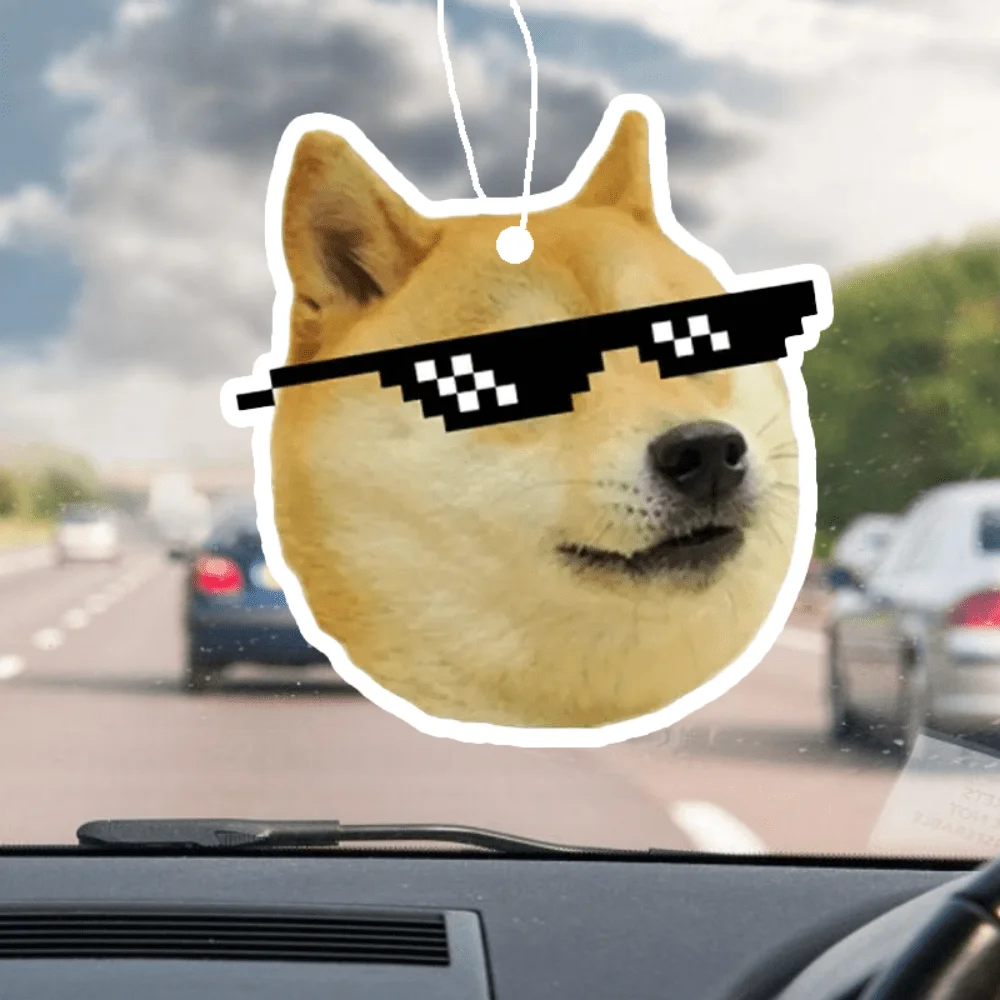 Colgador de aroma para coche Anonymous Boss Doge, meme de gafas de sol de píxel, colgante de ventilación de espejo, fragancia duradera