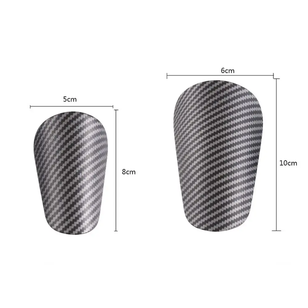 Simple Imitation Carbon Fiber Shin Guards Small Size Practicing Playing Football Protective Soccer Pads Care Knee Pads