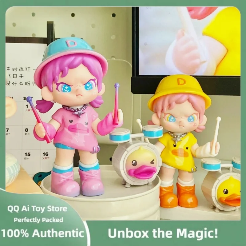 Scatola cieca originale Dora V7 Treasure Hunt Series Figurina Kawaii Modello giocattolo Ornamento da tavolo Scatola misteriosa Regalo di compleanno da collezione