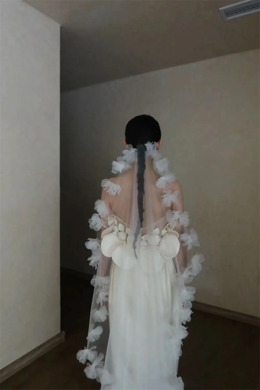 velo-da-sposa-floreale-fatto-a-mano-nuovo-stile-retro-tema-foresta-accessorio-per-capelli-di-alta-qualita-accessorio-principale-per-servizi-fotografici