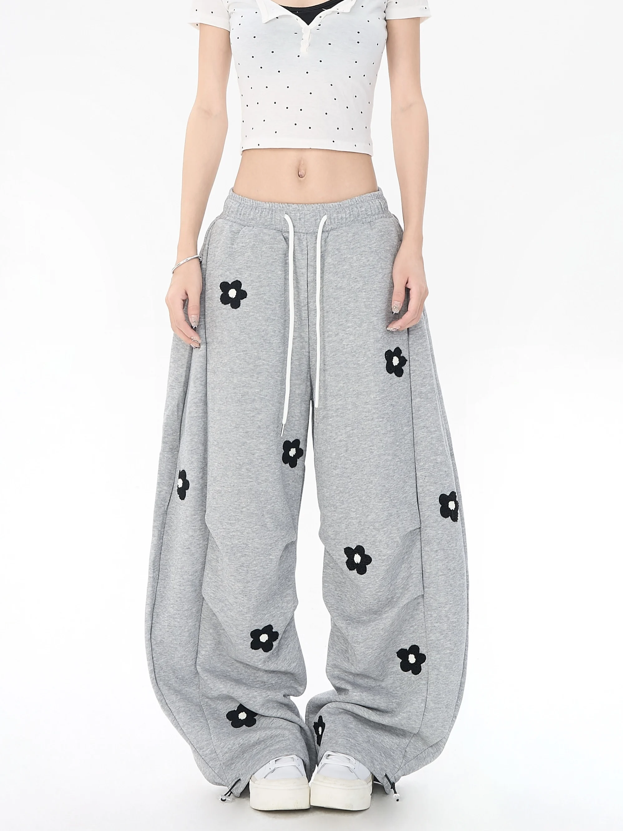 

Американские ретро вышитые плиссированные спортивные штаны с ножом, свободные широкие брюки-бананы, повседневные брюки с цветочным принтом растений