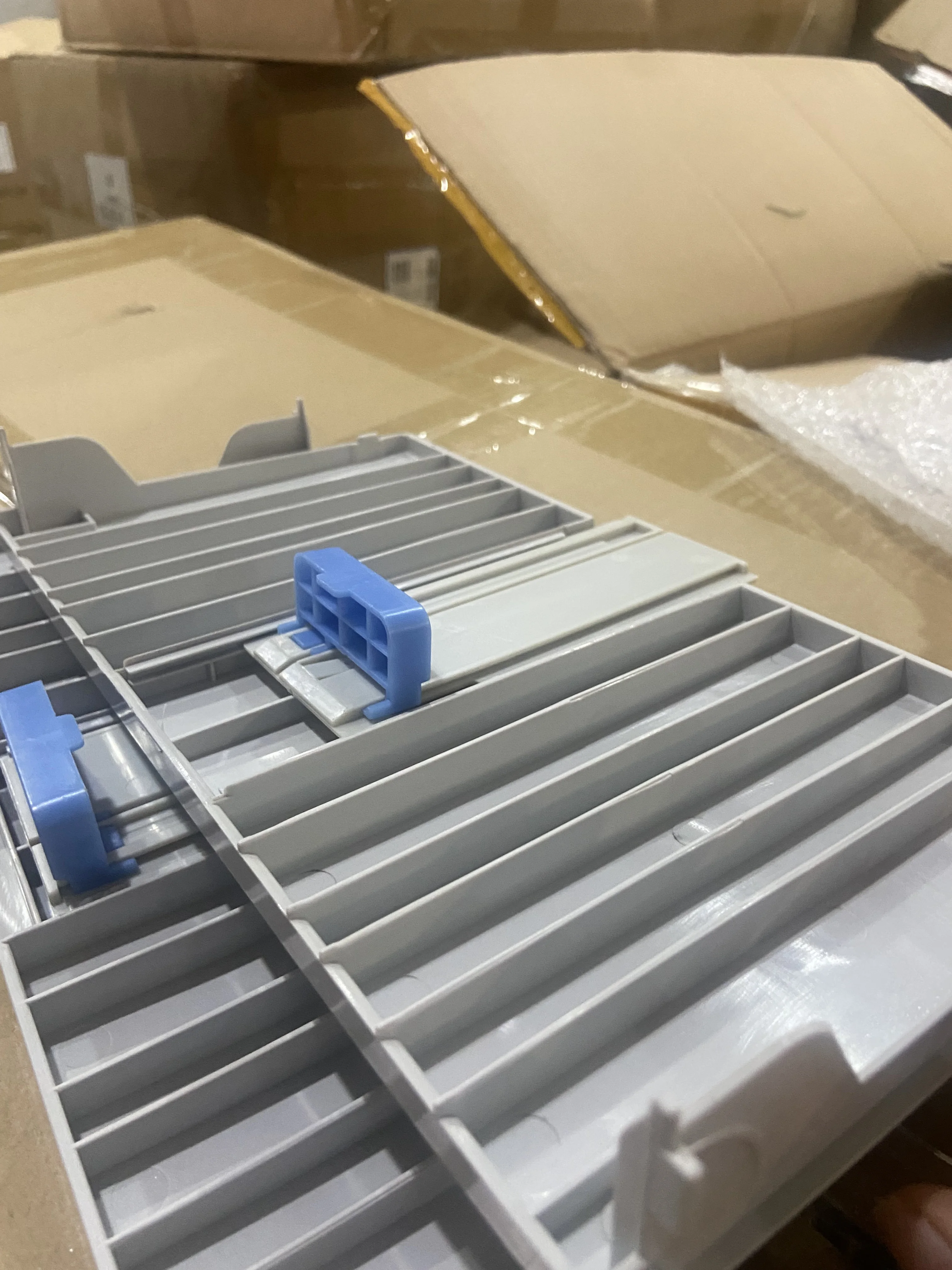 

1Pcs RM1-2035-000CN RC1-5532-000CN Paper Input Tray Assembly for HP LaserJet 1022 1022n 1022nw