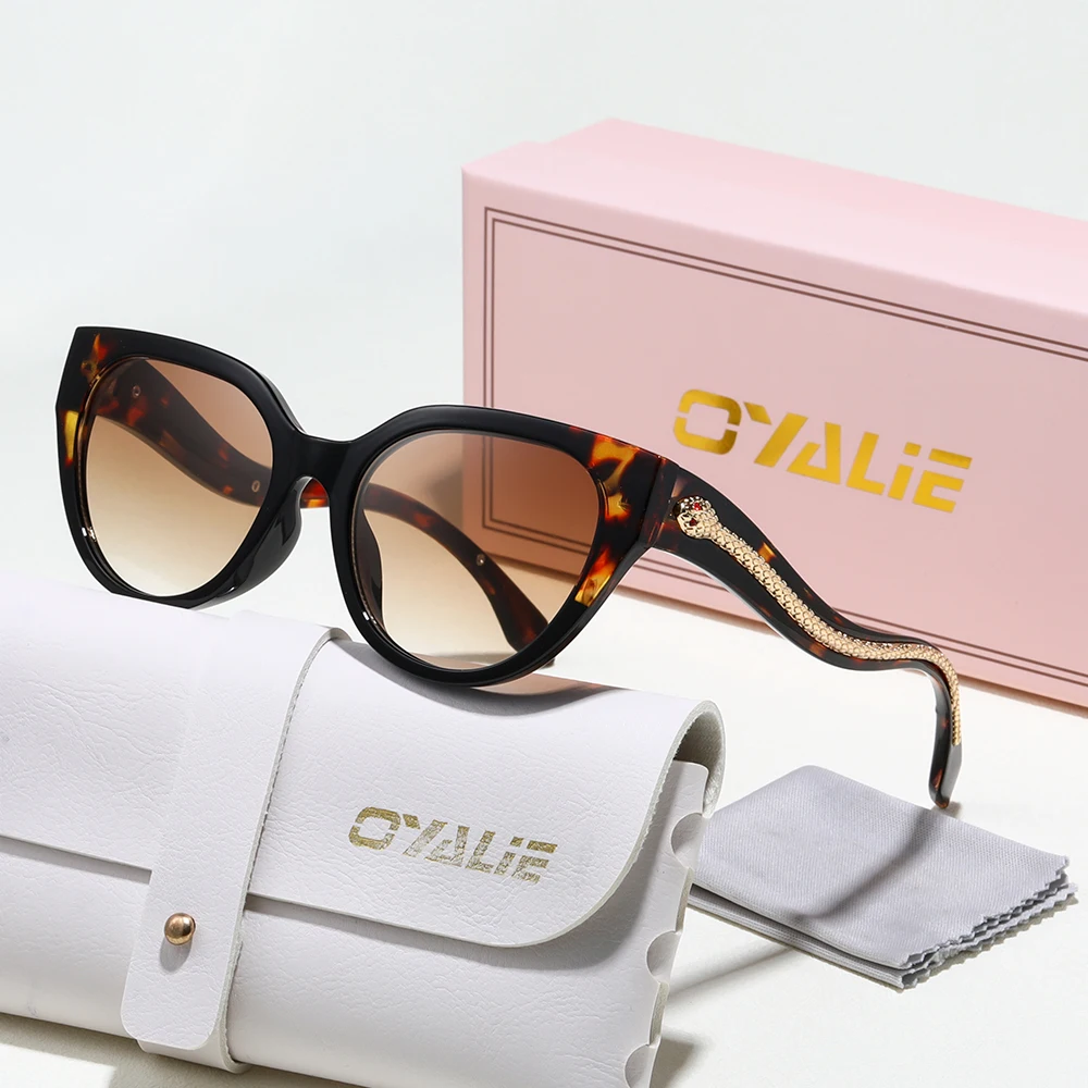 Oyalie レディース ファッショナブルなキャットアイメガ - Streetwear Brand With Eye のレビューと価格