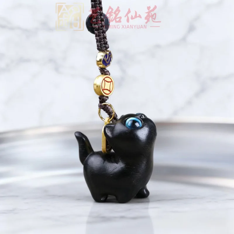 Green Sandalwood Upturned Head Cat Keychain Carved Eyed Cat Animal Creative Wood Cute Cat Ornament Souvenir Gift