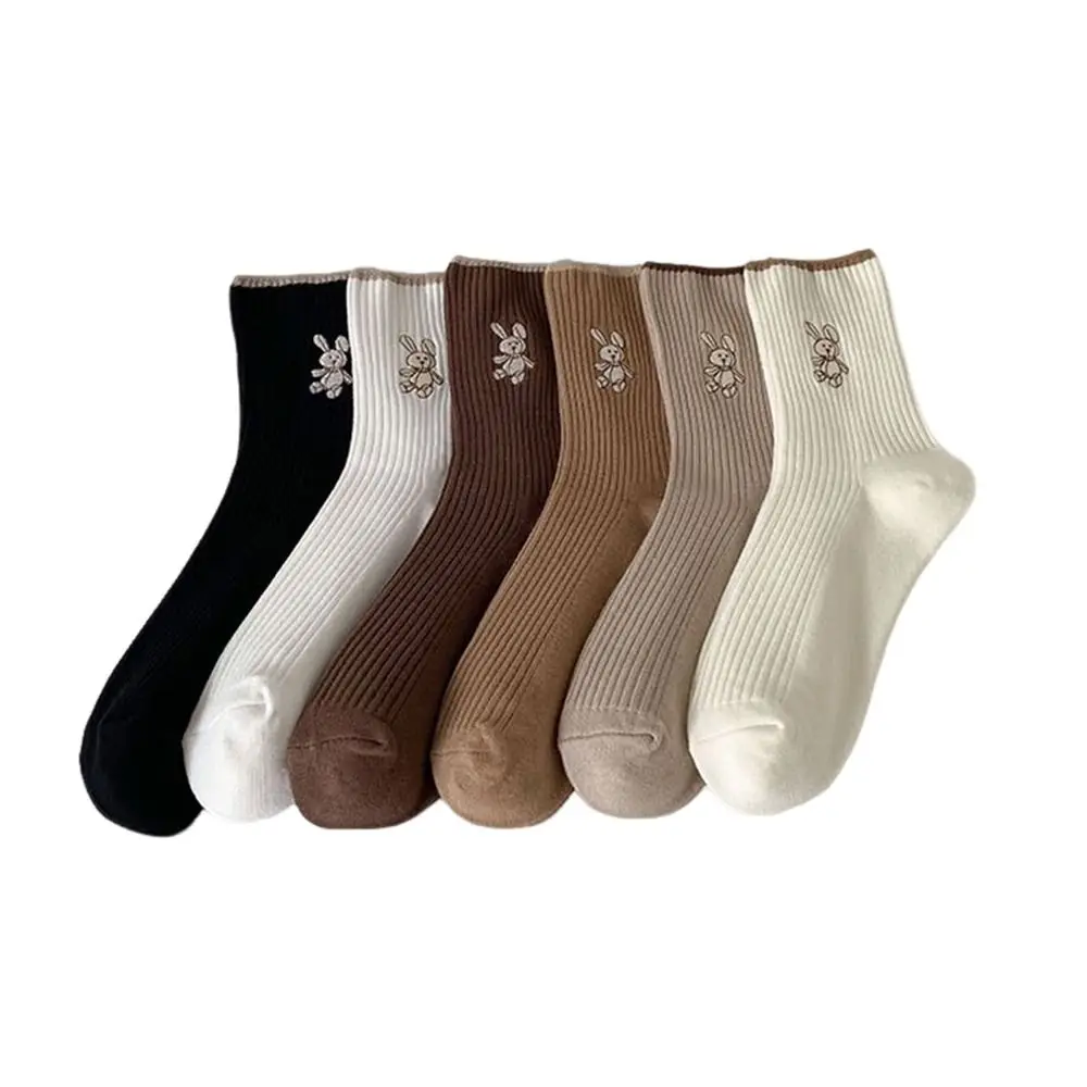 Sweat Absorption Rabbit Embroider Pattern Women Cotton Socks Breathable Comfortable Casual Socks Cute Middle Tube Socks