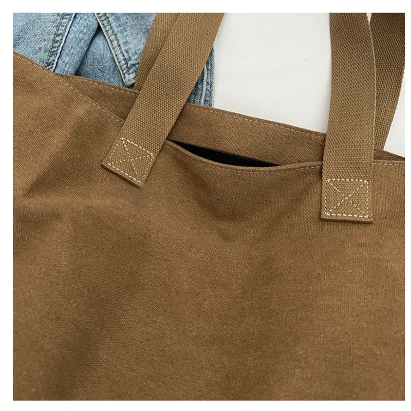 Women's Fashionable Canvas Tote Bag Spacious Durable Shoulder Bag with Zipper Closure Classic Design for Work view 4