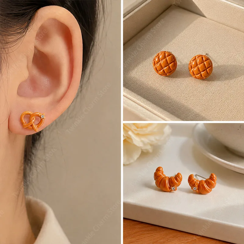 Fashion Croissant Pineapple Bun Pendant Stud Earrings Cute Caramel Bread Cat Earrings for Women Party Gifts Jewelry Accessories