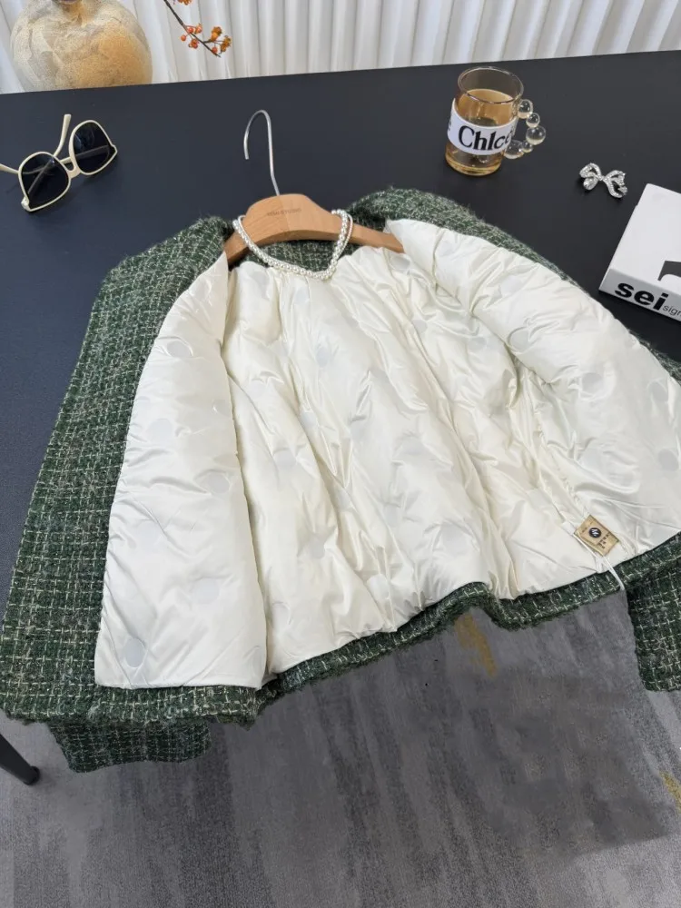 سترة كلاسيكية للسيدات للمكتب بأكمام طويلة للشتاء سميكة ودافئة من الصوف معطف واحد الصدر أنيق للنساء ملابس خارجية قصيرة