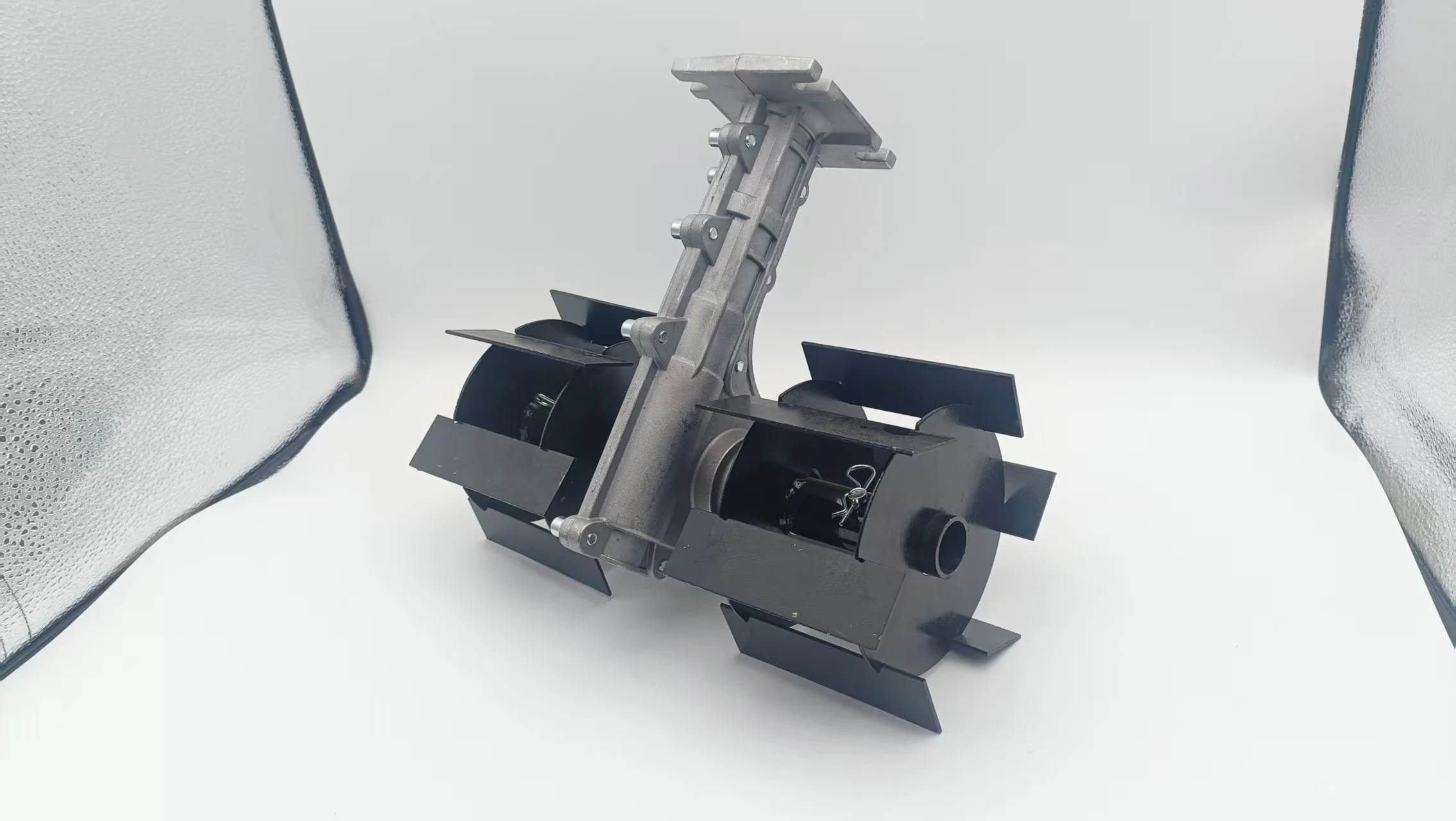 Wholesale Low Price Grass Cutter Spare Parts Professional Wire Wheel Weed Trimmer Head