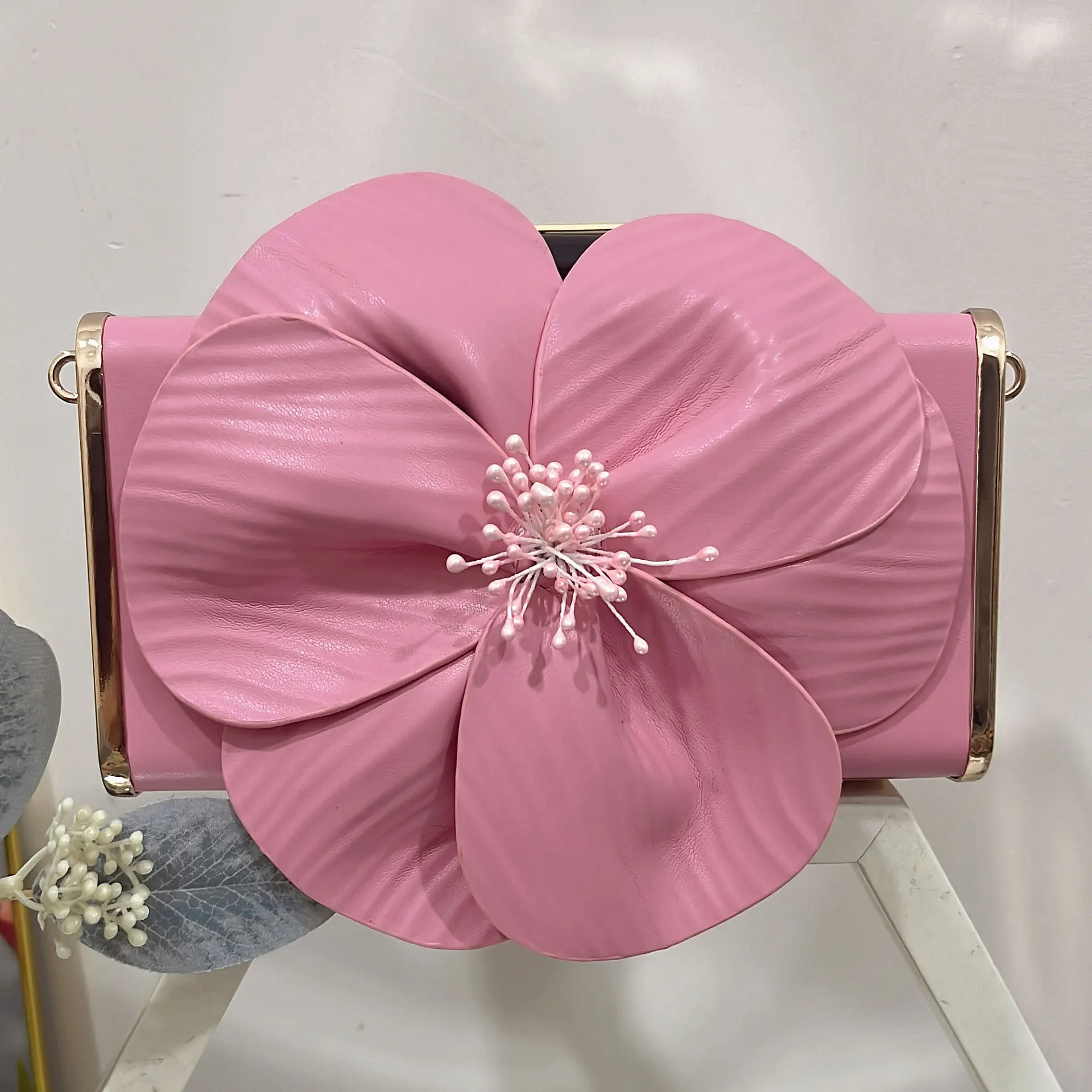 

Flower Appliques Evening Bag Luxury Designer Petal Crossbody Bags for Women Box Handbag Wedding Clutch Ladies Chain Shoulder Bag