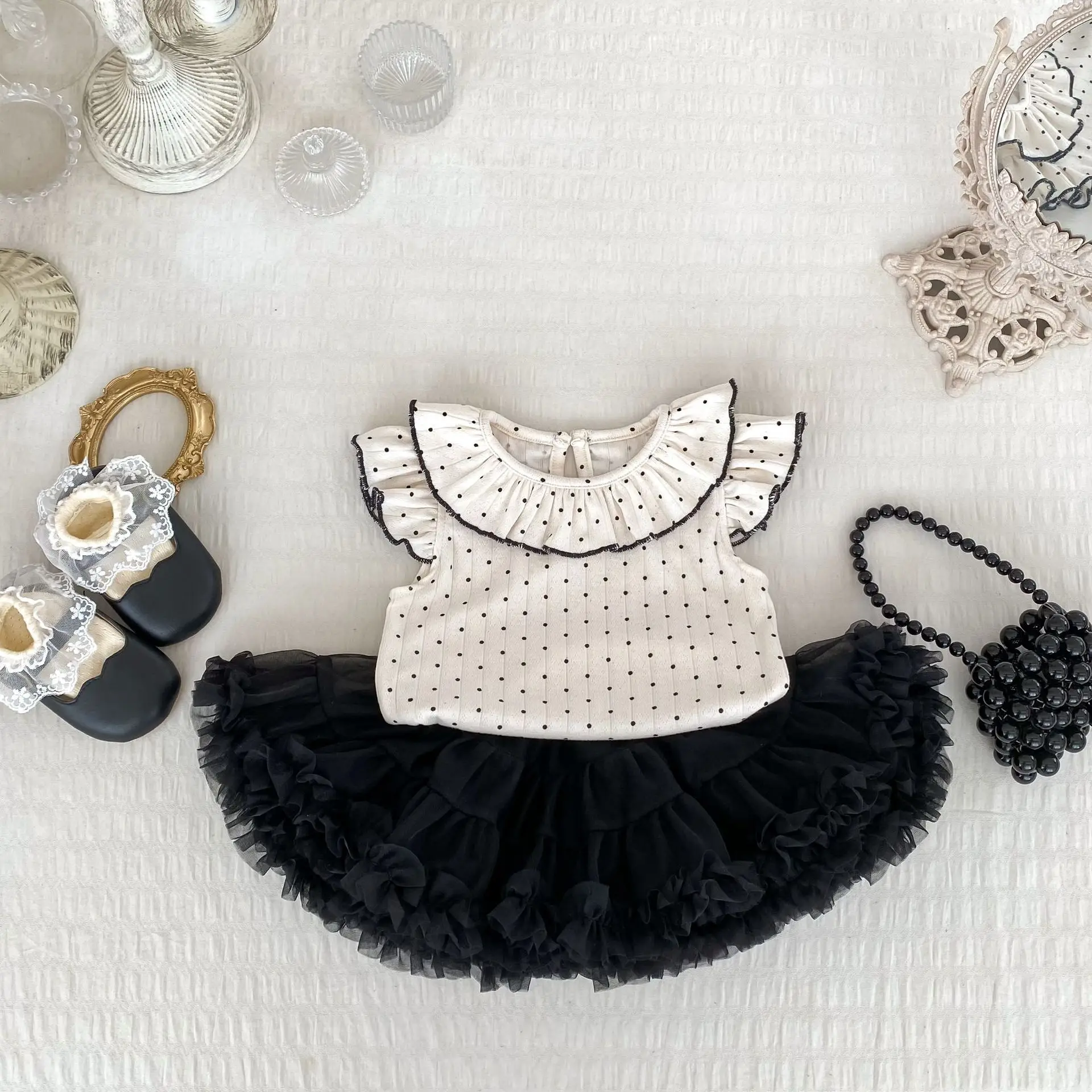 طقم تي شيرت صيفي جديد للفتيات الصغيرات مع ياقة دانتيل منقط وأكمام طائرة لملابس الفتيات #4