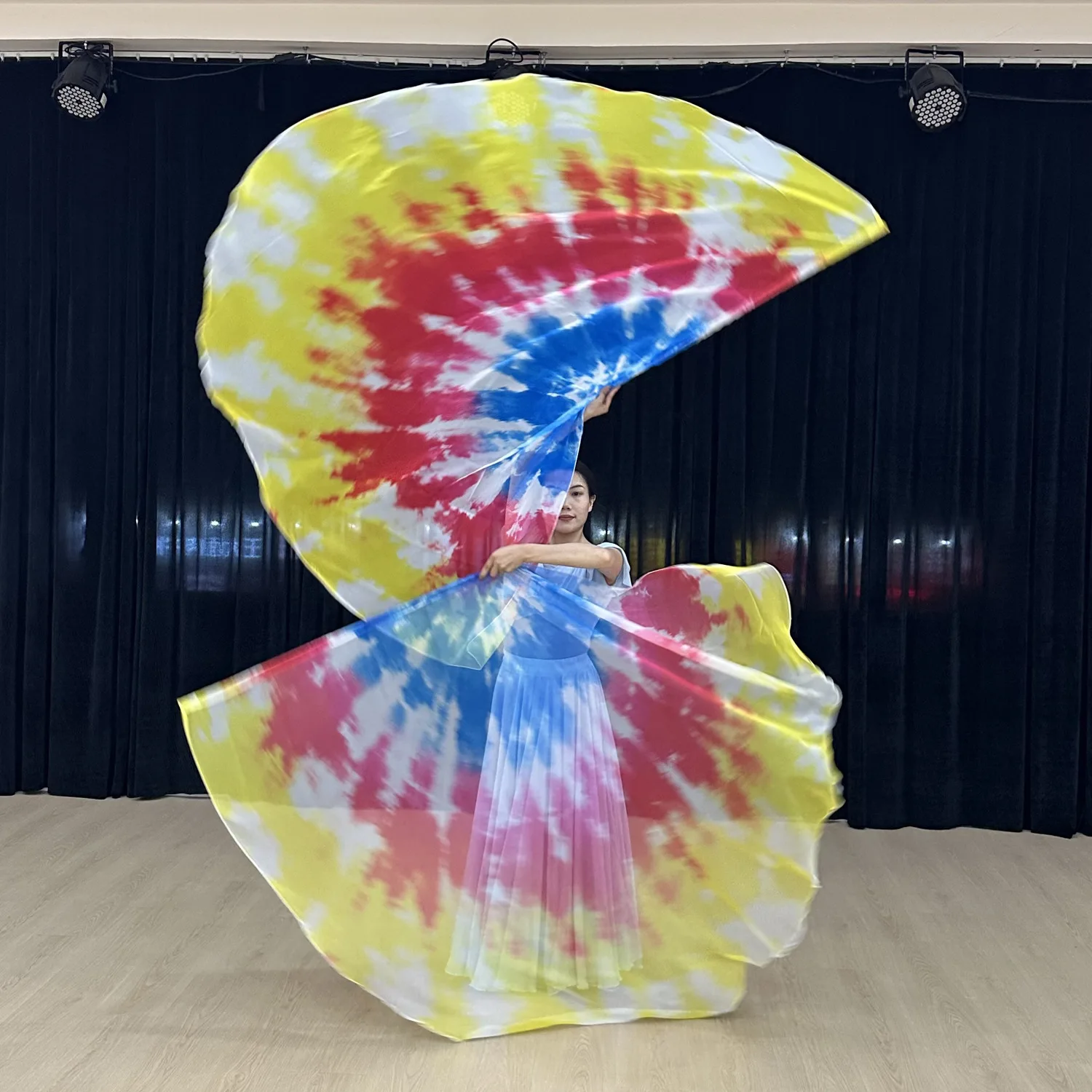 

Women Belly Dance Stage Performance Props Hand Thrown Dyed Veil Shawl Practice Accessories Semicircle Church Flag