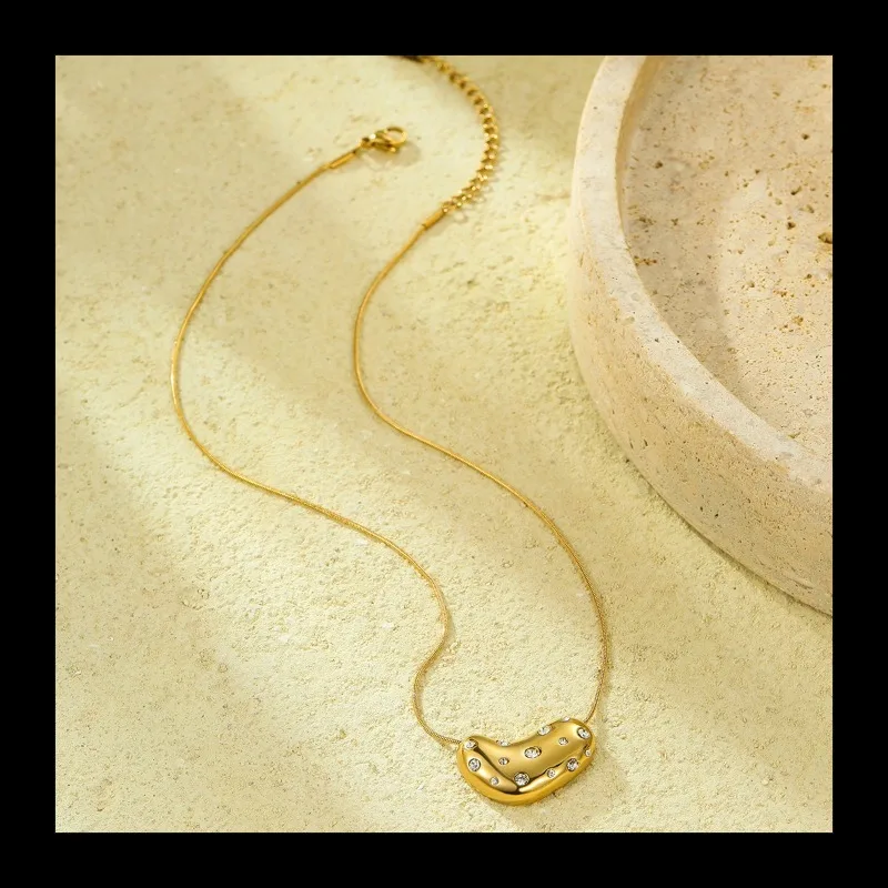 الرياح الباردة التيتانيوم الصلب ثعبان العظام سلسلة مطلي 18K الذهب هندسية اللون الزركون الخوخ القلب قلادة Ins قلادة من الفولاذ المقاوم للصدأ