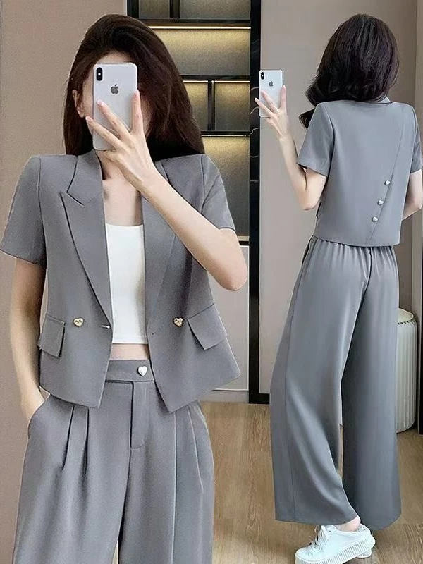 

Korean Style Short Suit Set Women's High-End Summer Fashion Slimming Two-Piece Suit Elegant Personality Short Sleeve