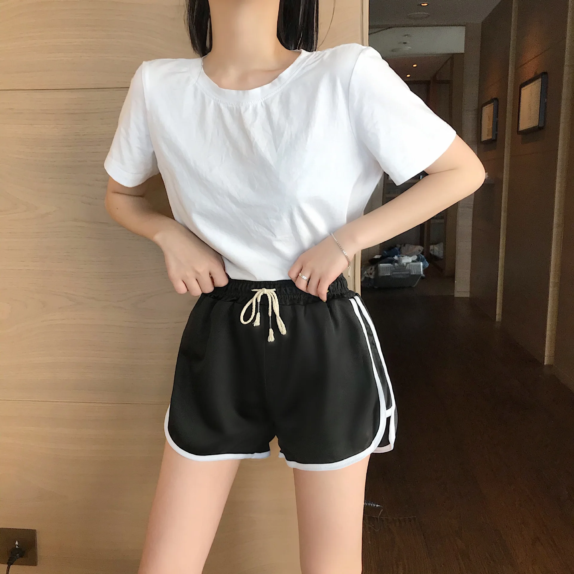 White Summer Thin Women Shorts High Waist Loose Slim Fit Three-piece Sports Wide-leg Casual Pants Polyester Fabric Simple Style