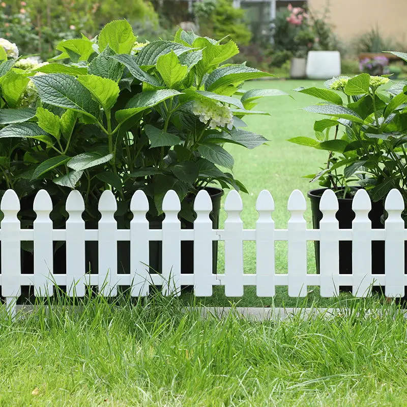 Garden Fencing Trellis White Plastic Decorative Fences Lightweight Easy Installation Edging Fence for Garden Flower Bed Decor