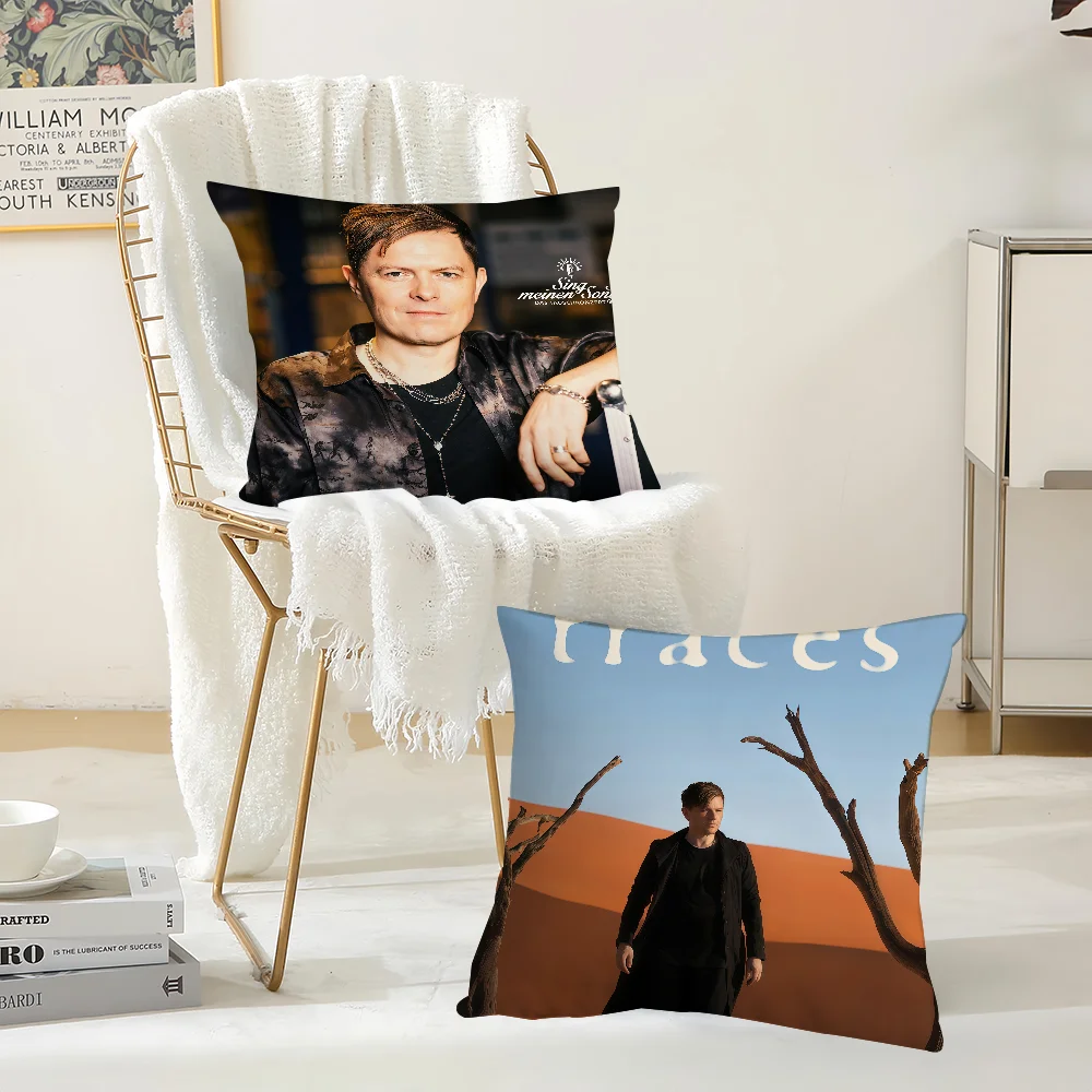Singer Michael Patrick Kelly Traces Pillow Case Suitable For Bedrooms Living Rooms Cars Home Decoration