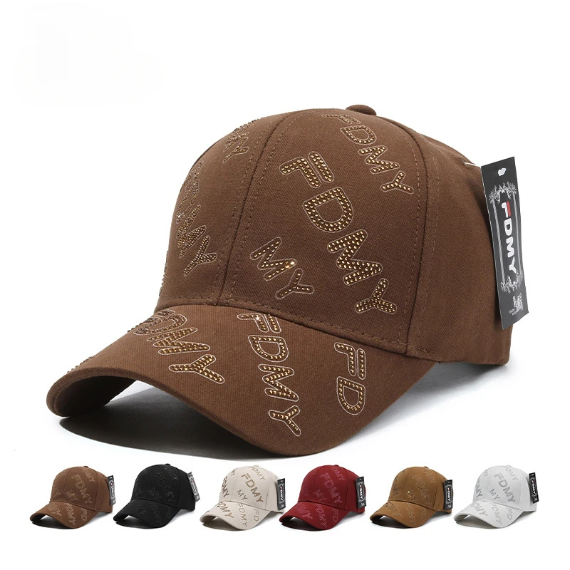 New versatile and trendy baseball cap with a small face for men and women, hot stamping and fashionable sun visor designer