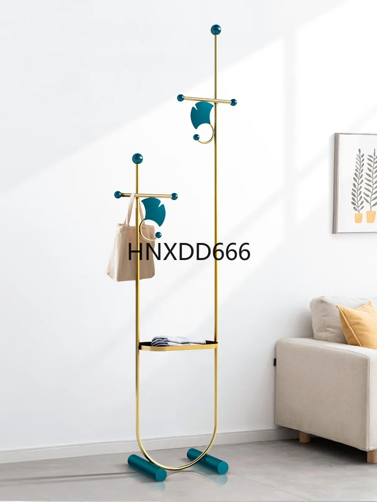 

Home Internet celebrity clothes rack vertical door simple coat rack