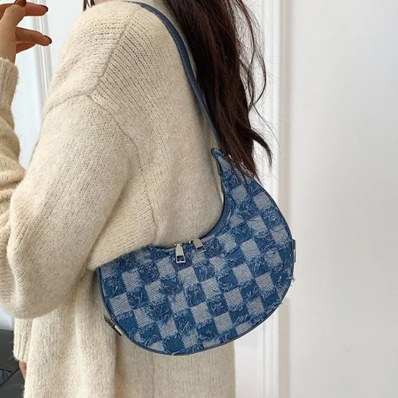 Fashion Shoulder Bag Trendy Crescent Moon Bag Two-color Plaid Denim Splicing Underarm Bag Retro Ladies Shoulder Bag