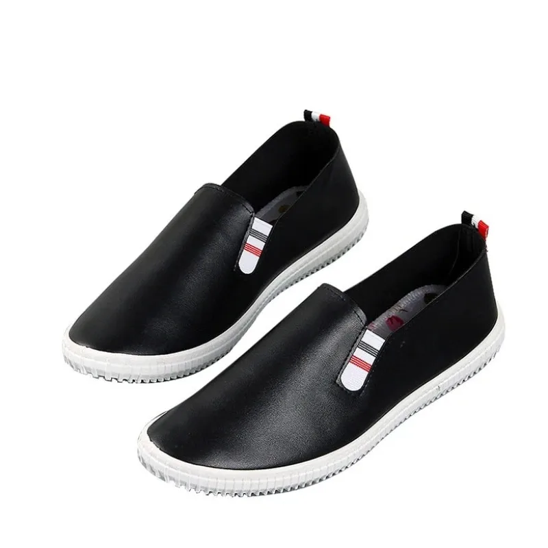 جديد لينة سوليد حذاء كاجوال تنوعا النساء تنفس عادية شقة القاع المتسكعون عالية الجودة بولي Loafers المتسكعون Zapatos De Mujer