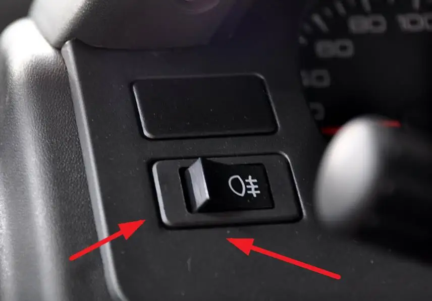 1 Piece Defroster Switch For Pajero MR298215 Emergency Warning Lights Switch For Montero V31 V33 V43 Antenna Switch Mirror