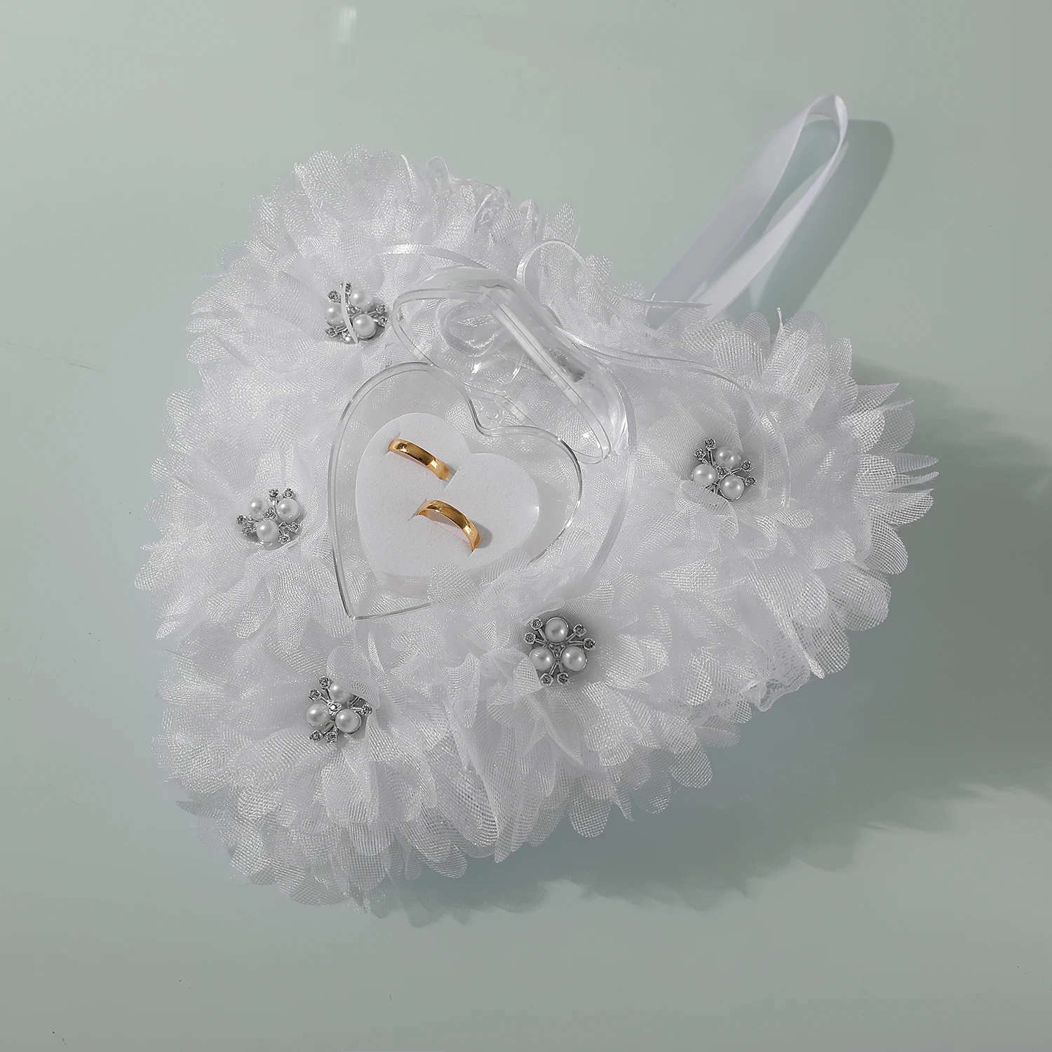 Elegante Almohada de Tul para Anillos de Boda con Soporte Transparente para Anillos y Detalles de Perlas y Diamantes de Imitación para Ceremonias de Boda y Decoración de Pedidas de Mano