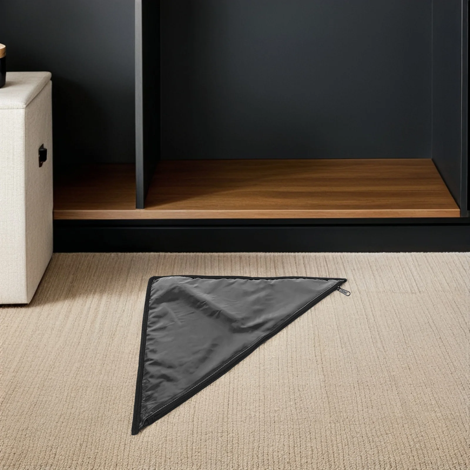 

Memorial Flag Display Case with Zipper Extra Large Equipment Bag for Funeral Folded American Flags Triangle Holder