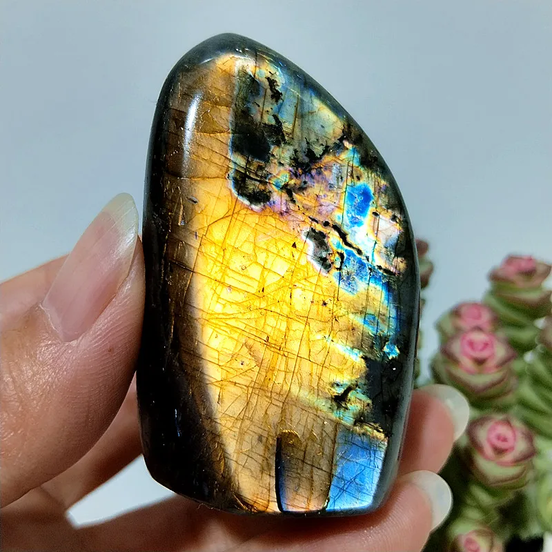 Natural Stones Finland Labradorite Light Palm Meditation Healing Spiritual Reiki Energy Healing Feng Shui Crystal Room Decor view 2