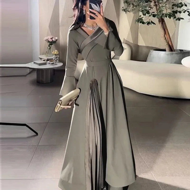 

Элегантное винтажное коричневое платье-макси Абая для женщин 2026 года с отложным воротником, молнией сзади, расклешенными рукавами и плиссировкой, для банкетов, модель 158582