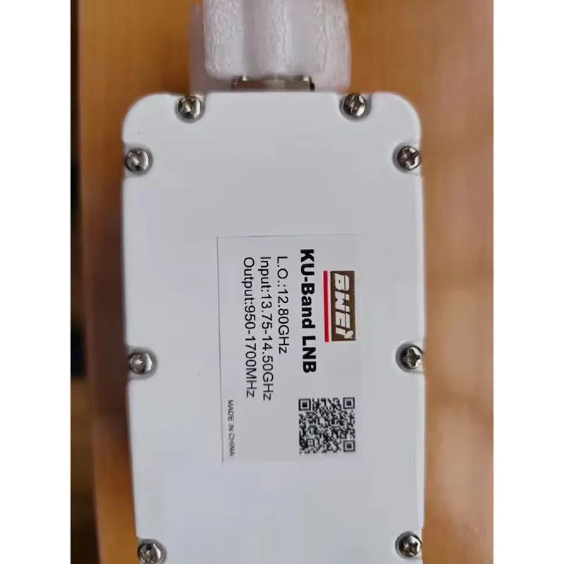 High Gain Low Noise PLL 12.8G/9.75G/10.6GHz High Precision PLL Ku Band 12.8GHz LNB Professional Satellite Signal Receiver