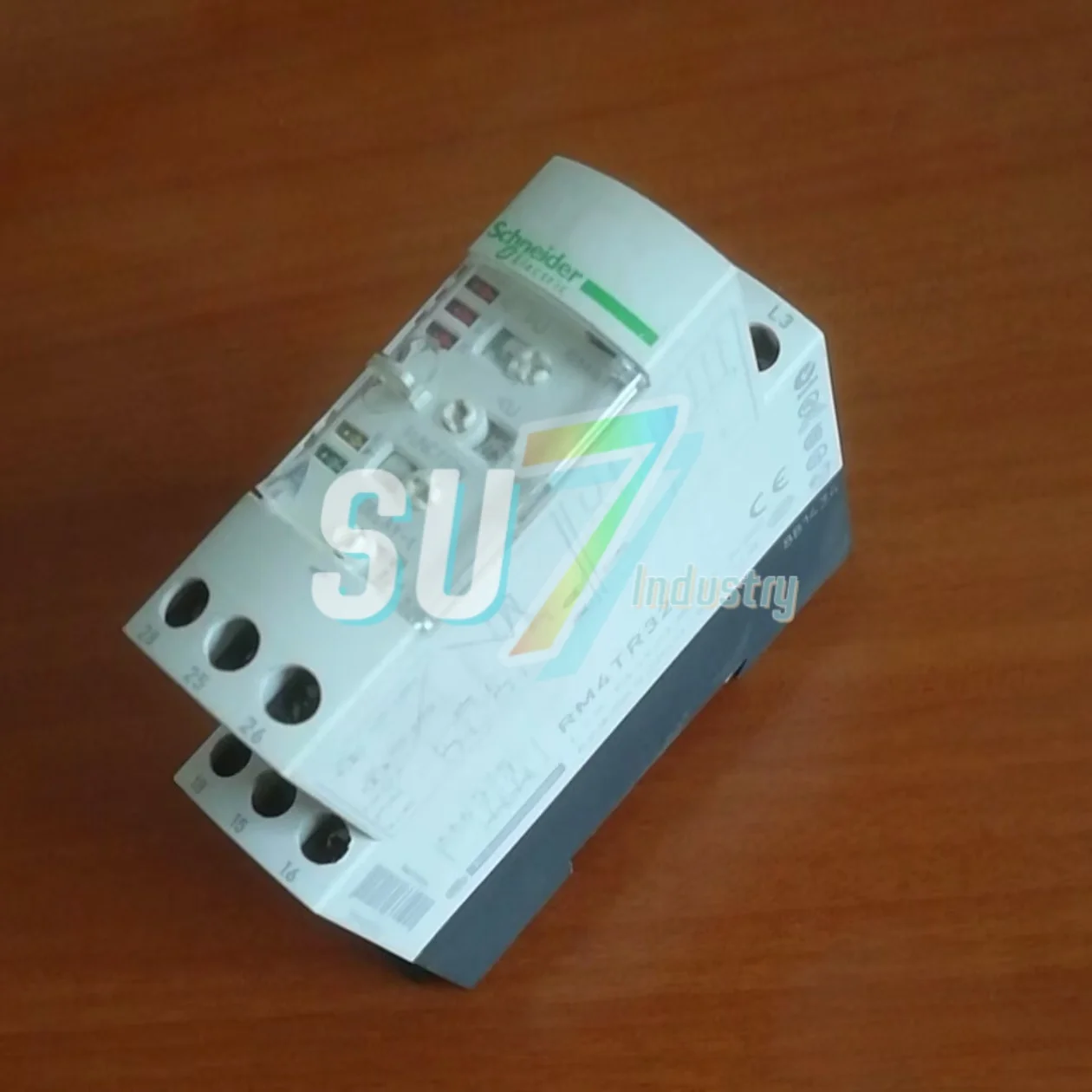 RM4TR32 릴레이 새 제품 창고 있음