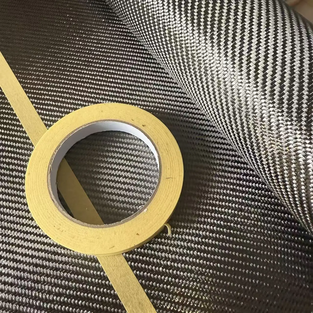 [Qualität A+] 3K 240gsm Echtes Kohlefasergewebe, Kohlefaserstoff 2x2 Twill, 40'/100cm Breite, Geeignet für Fahrräder, Motorräder, Autos, Angelruten – Detail 5