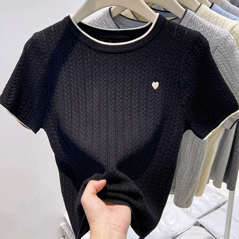 Knitted Sweater Women Pullovers Black Short Sleeve Embroidery Knit Sweater Pullover Women Tops New Summer O-Neck Knitwears Q3744