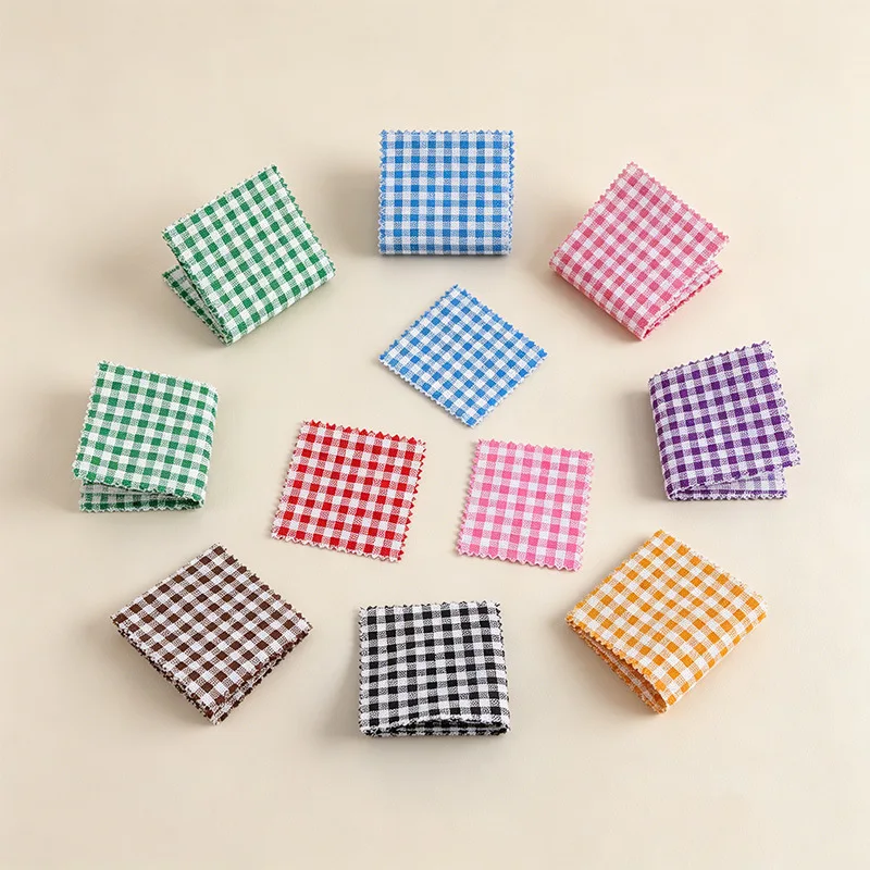 3pcs 6 /1 Dollhouse Mini Plaid Fabric, Multicolor Checkered Picnic Cloth for Dollhouse Scene Decor & Photography