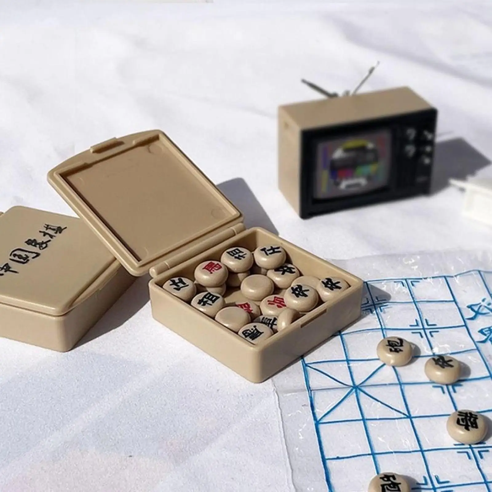 

Dollhouse Miniature Chinese Chess Set,Dollhouse Furniture,Micro Landscape Decor