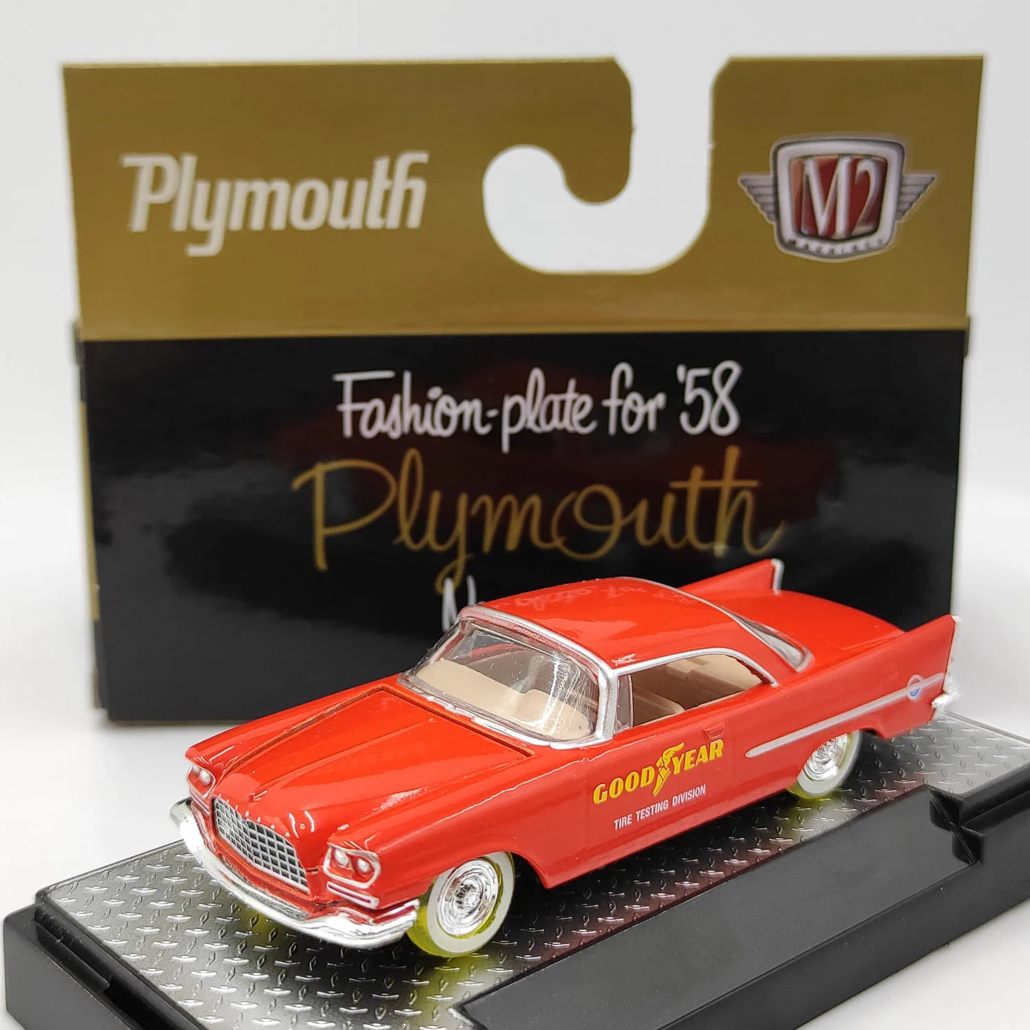 

M2 Machines 1:64 Scale Diecast Alloy 1957 Chrysler 300C Coupe Toys Cars Model Classics Adult Gifts Souvenir Static Display