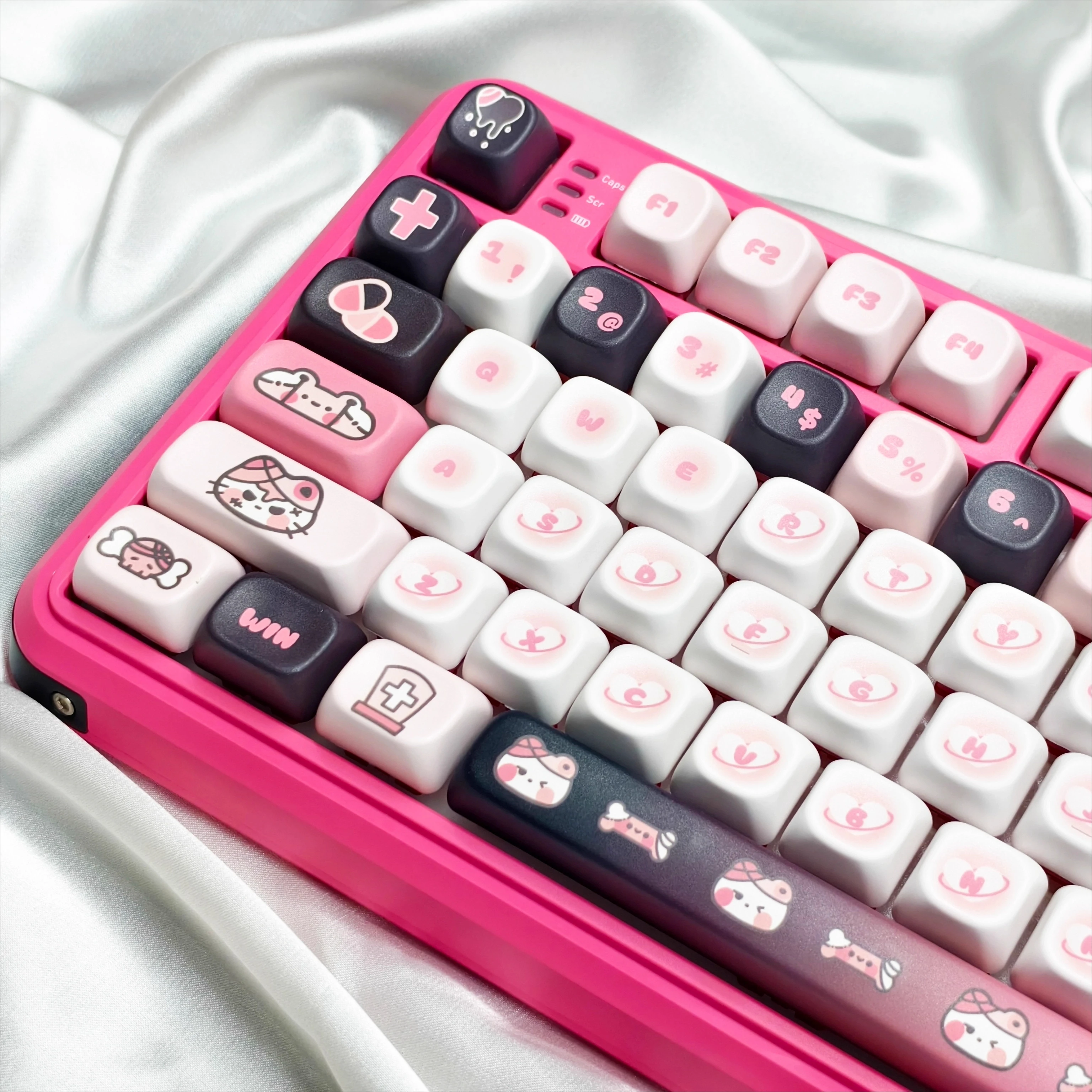 

Dark night cat puppet keycap PBT hot sublimation girl cute black and pink HI75 HI8 K99 F99 104 F87