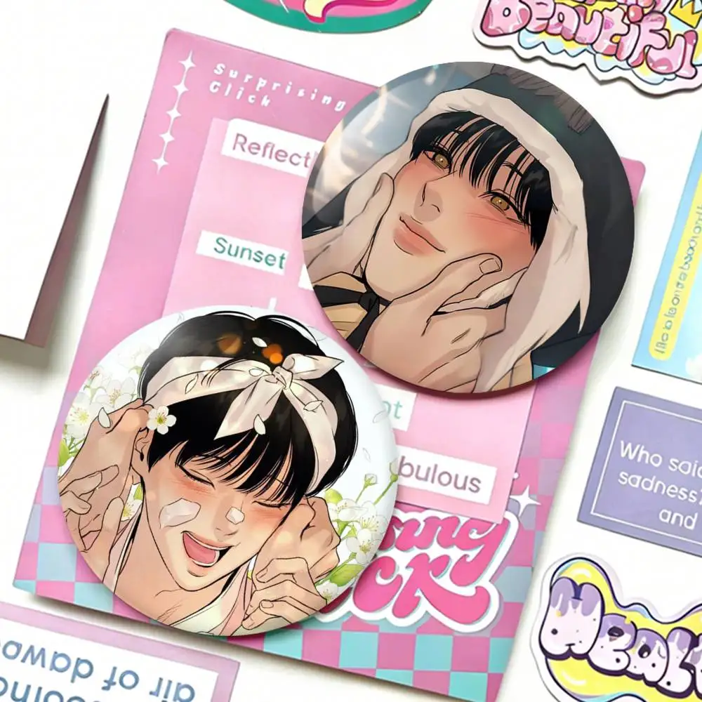 

Nakyum Seungho Painter of the Night Laser Badge Creative Pins Brooch for Bag Clothes Hat Decor Gifts Fans Collect