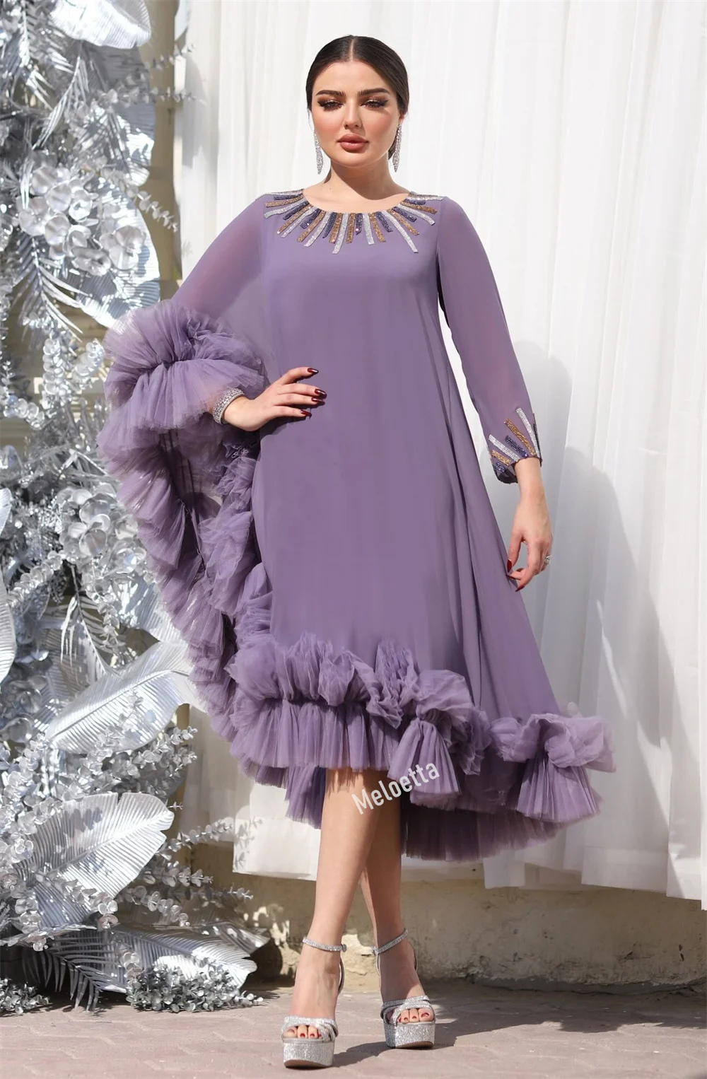 فستان سهرة مخصص للمرأة بأكمام طويلة ورقبة دائرية فساتين متوسطة الطول لامعة على شكل حرف A أنيقة للحفلات الراقصة