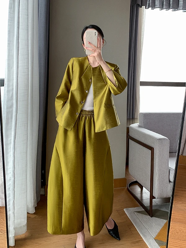 

Casual Elegance Silk Set 2026 New Spring Short Coat Knife Pants Two-Piece Set High Waist Nine-Piece Pants Breathable Loose Fit