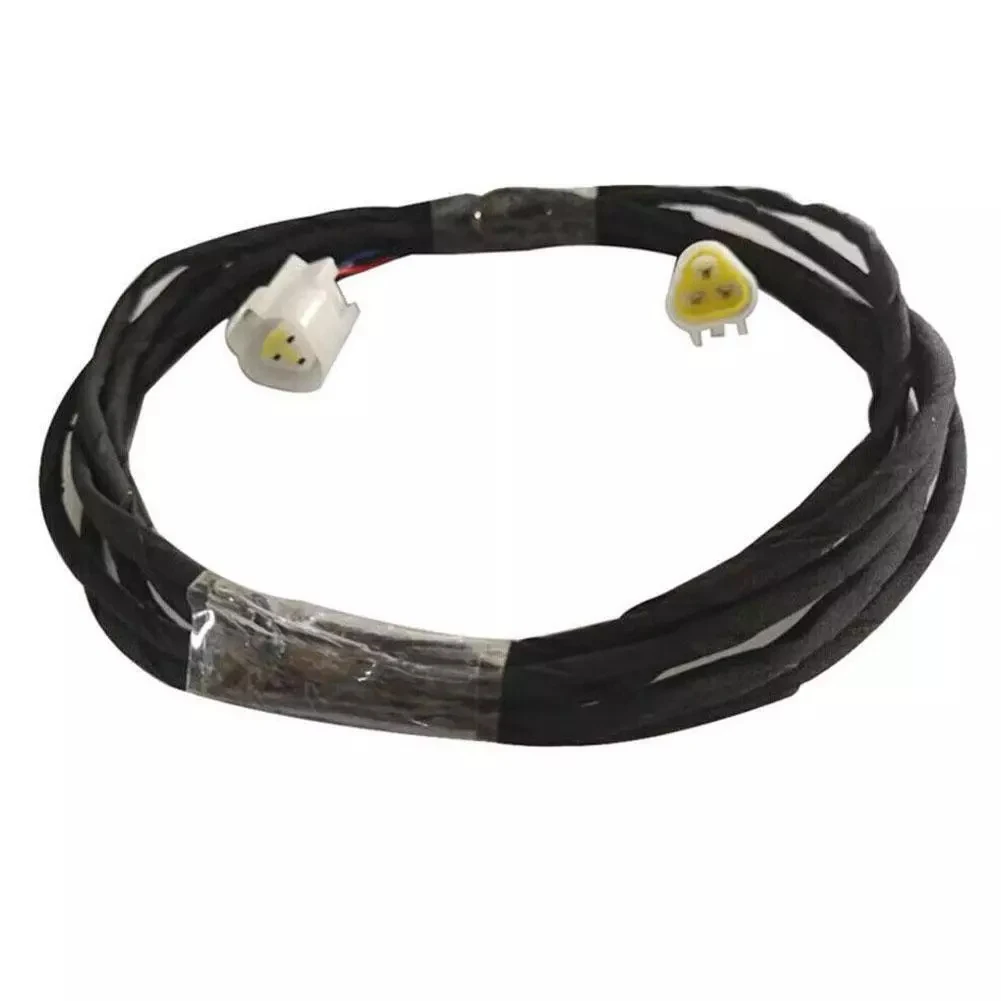 This well crafted extension cable is designed to enhance usability by providing ample length to your diesel heater\\\'s display