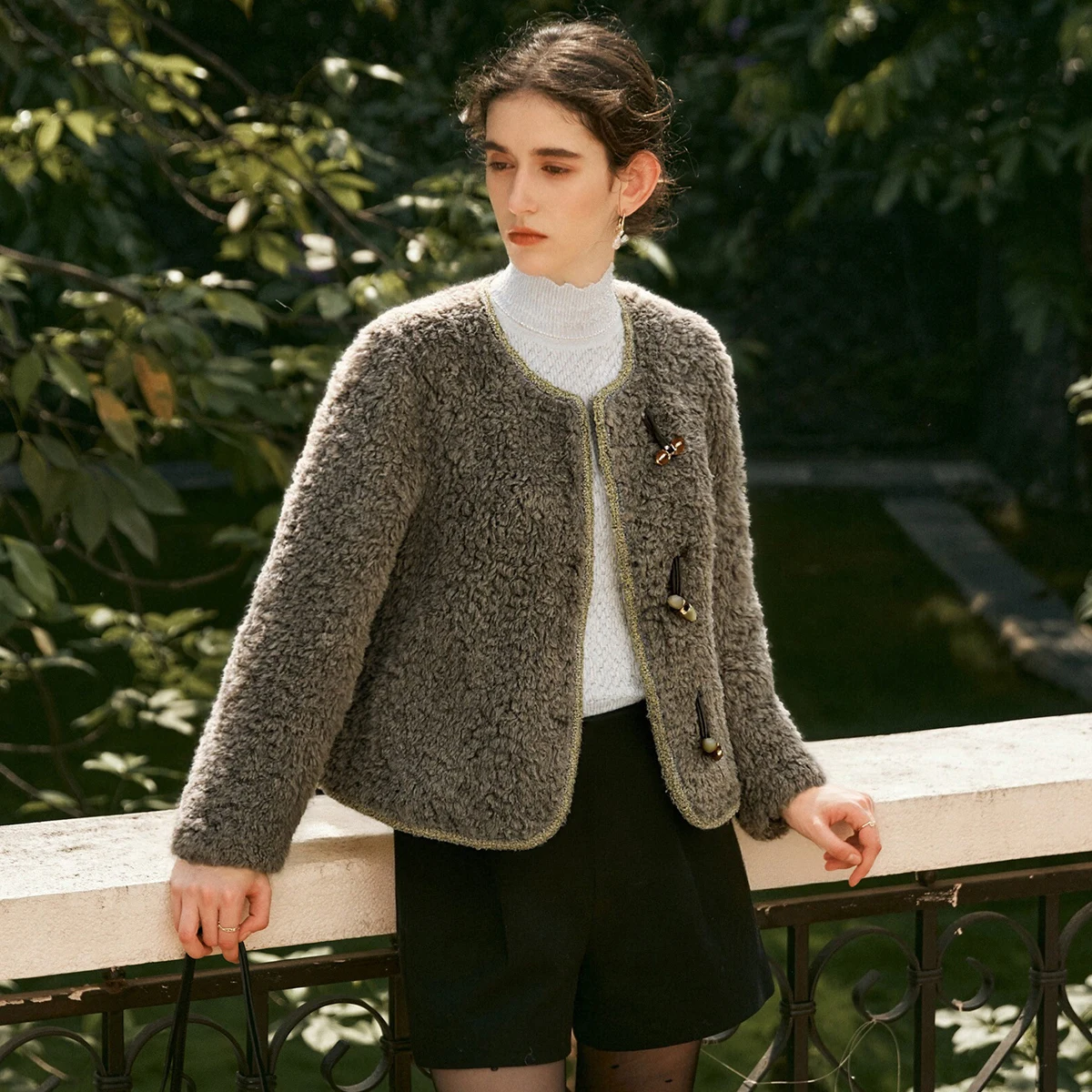 OLrain 빈티지 인조 모피 코트 여성용 2025 겨울 신상 패션 슬라우치 시어링 코트 싱글 브레스티드 여성 상의 GO57DP002553