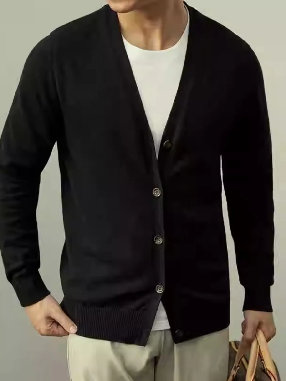 

Весенне-осенний тонкий вязаный кардиган для мужчин, однотонный, с V-образным вырезом, длинный, повседневный, стильный.