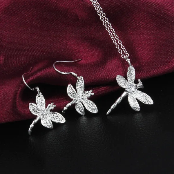 Moda Zestaw biżuterii ślubnej 925 Sterling Silver Crystal Dragonfly Wisiorek Naszyjnik Kolczyki dla kobiet Drobne prezenty świąteczne