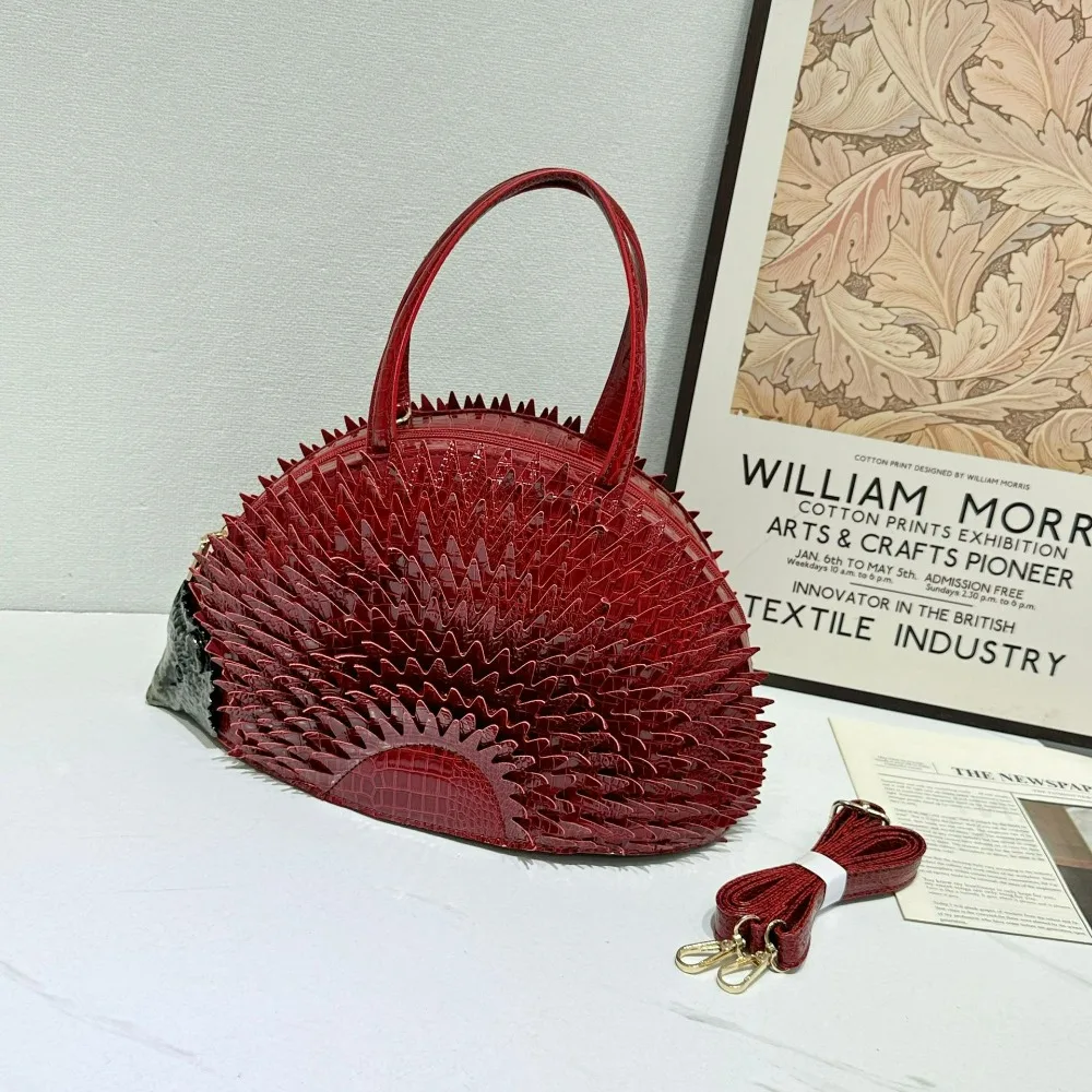 

Retro Hedgehog Crossbody Bag for Women Fashionable Creative Cute Versatile Single-Shoulder Bag 2025 Style